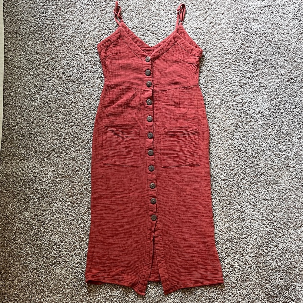 Sky and Sparrow Red Button-Front Cotton Midi Dress